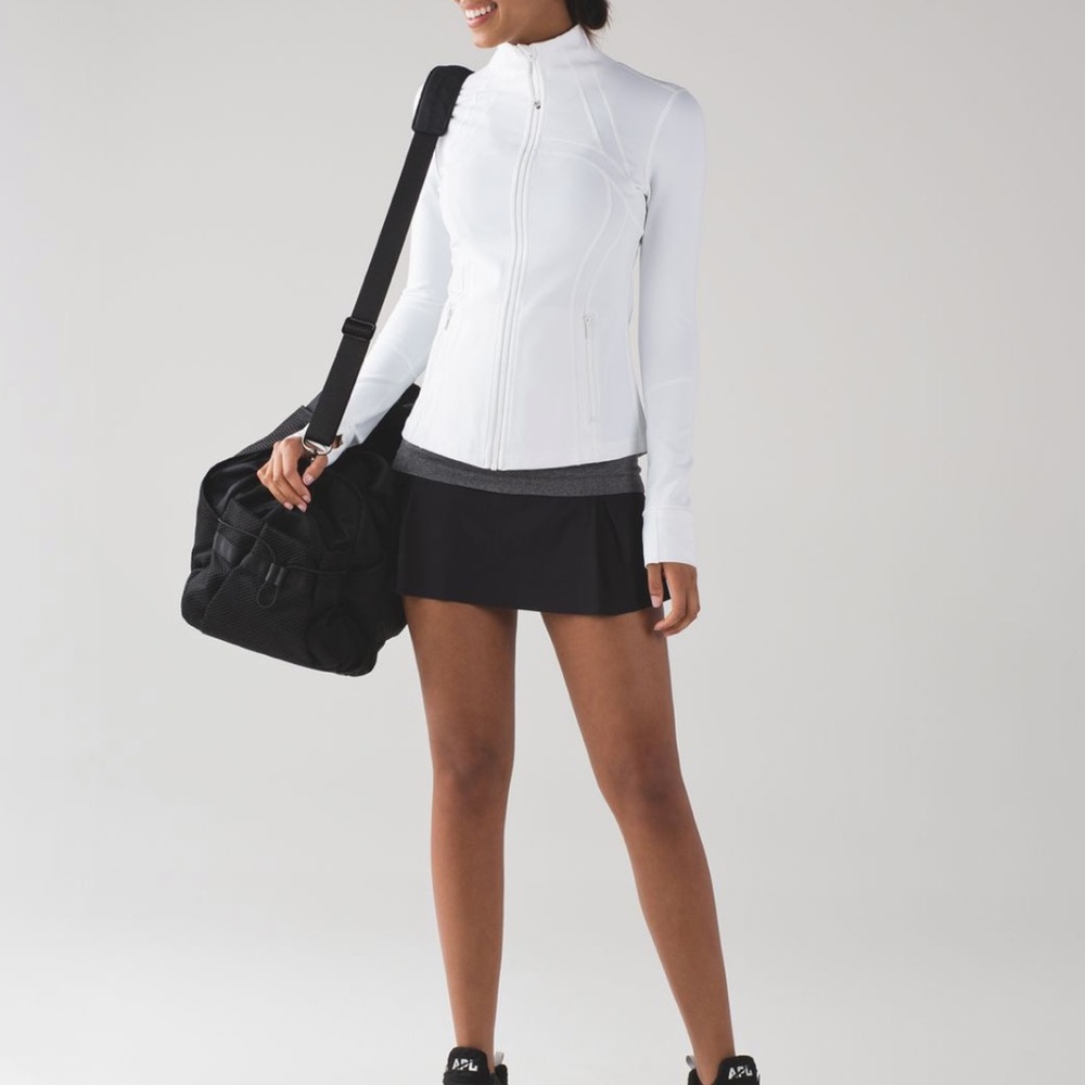 LuluLemon 🍋 Lost in Pace Skirt - Tall - Black 🖤 - Picture 3 of 5
